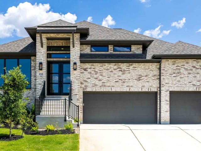 1041 Sunset Hill WAY