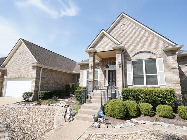 10410 Laurel Hill Cv