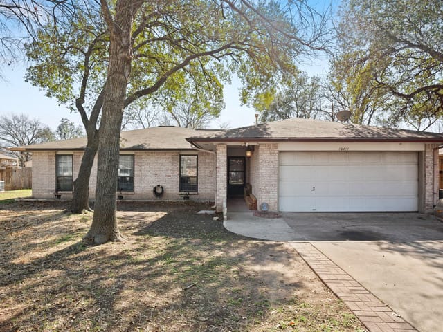 10411 BUTTON QUAIL DR