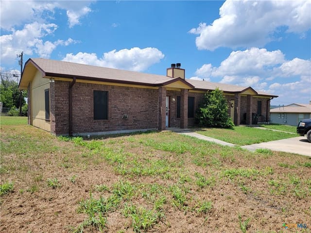 10413 Trimmier RD
