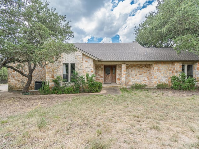 1047 Windmill RD