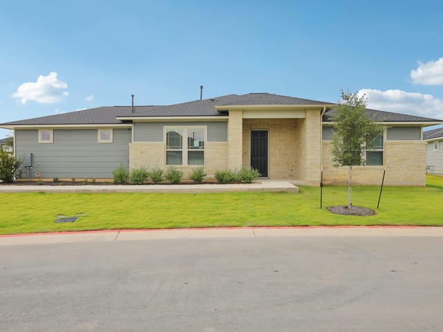 105 Antoinette Way Unit #101