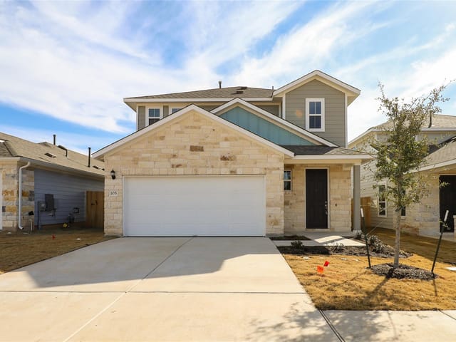 105 Bent Trail LN