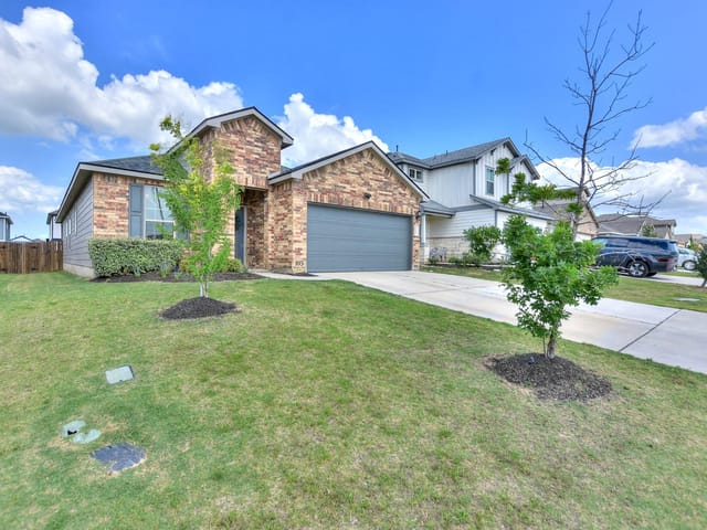 105 Bracken Fern LN