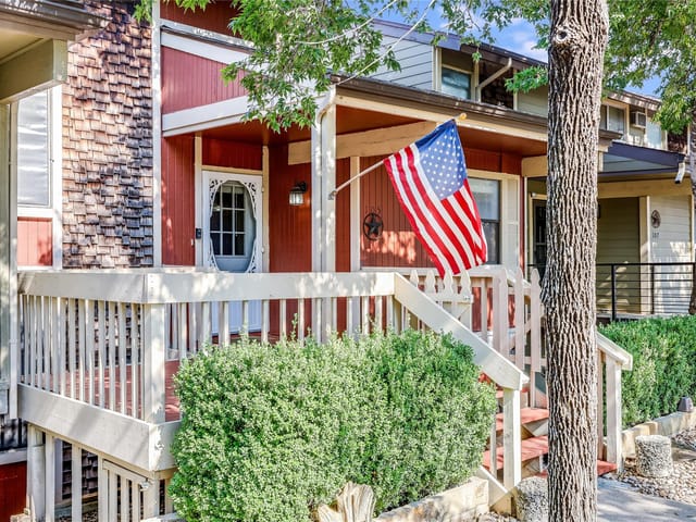 105 Comanche Pt