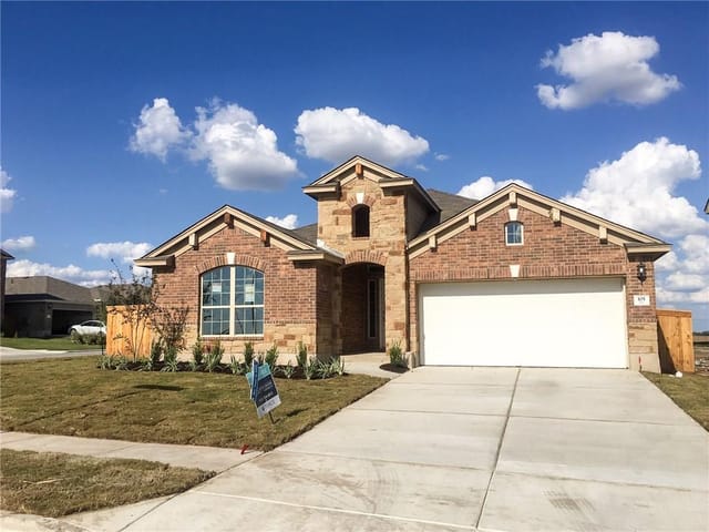 105 Cypress Hills RD