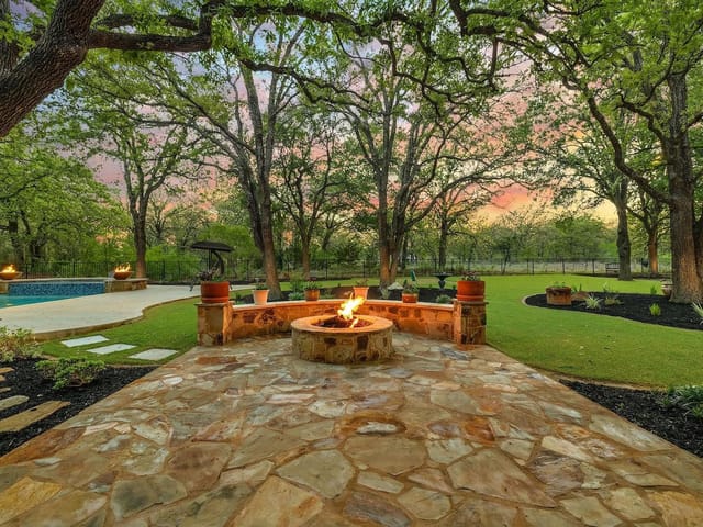 105 Hopewell CIR