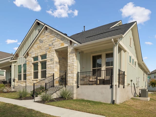 105 Lafitte DR Unit #101