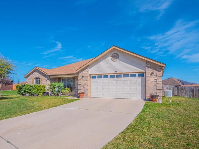 105 Lignite Dr