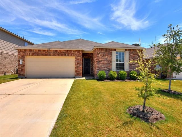 105 Magpie Goose LN