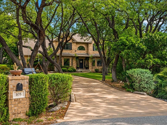 105 Mango CT