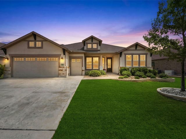 105 Marfa Cv