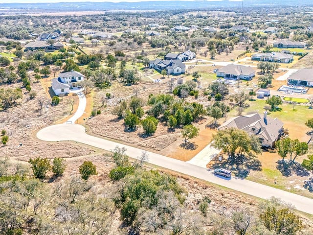 105 Rocky Summit Ct