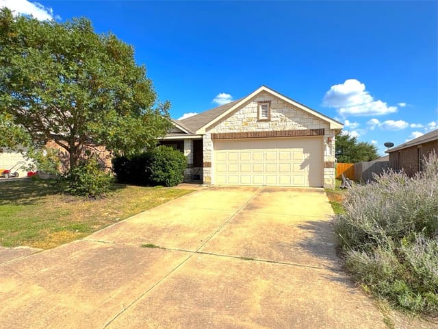 105 Snowy Egret Ln
