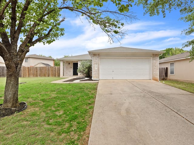 105 Stanford Dr