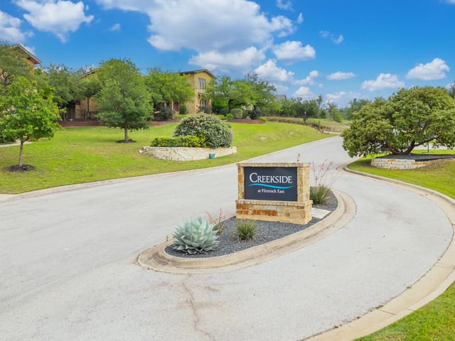 105 Stephanie Ln