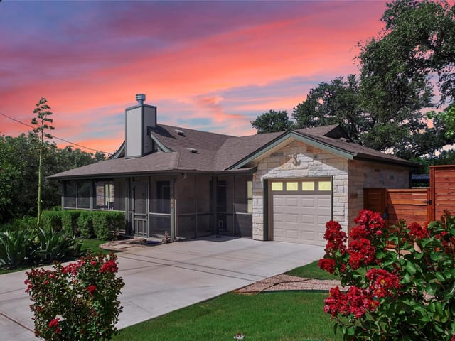 10500 W Lakeview DR