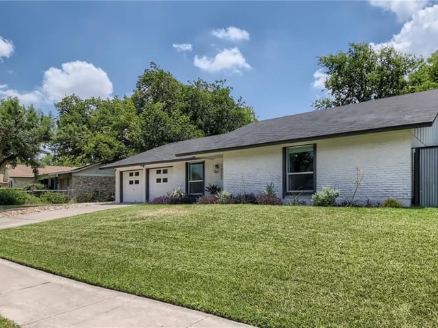 10501 Parkfield Dr