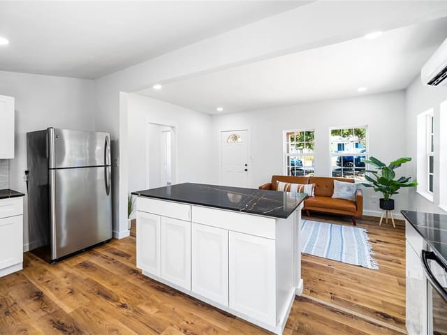10503 Jean Dr