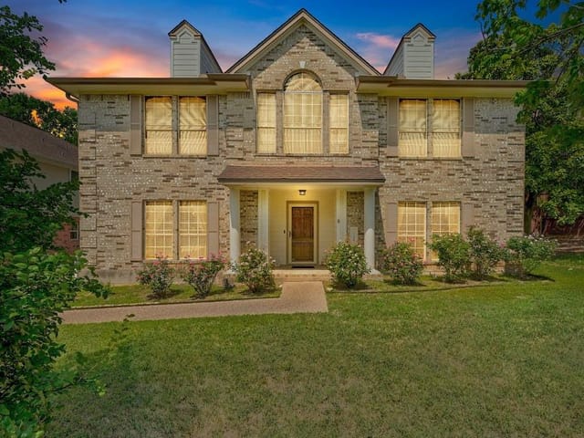 10504 Erica Leigh Ct