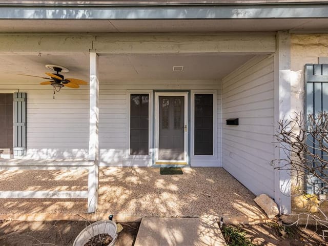 10504 Loring Dr