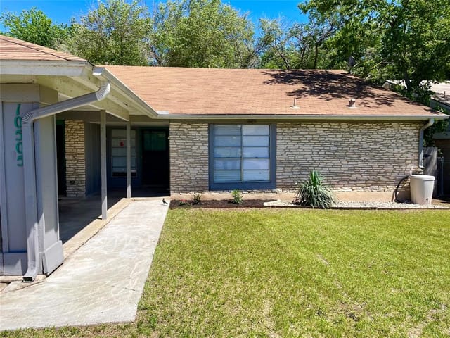 10505 Little Pebble Dr