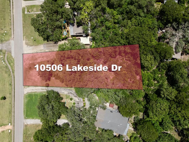 10506 Lakeside DR