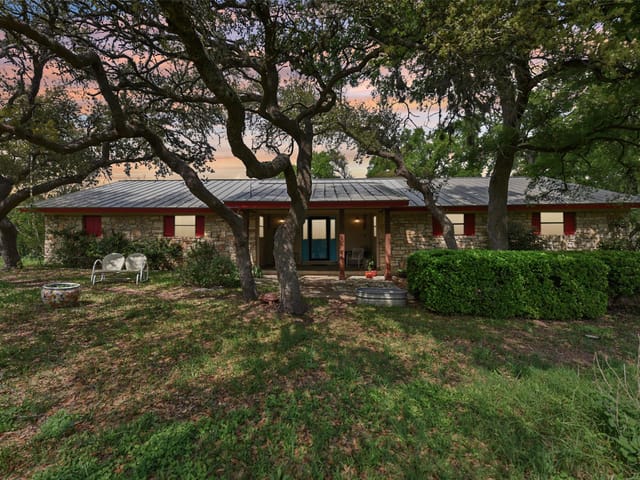 10506 Spring Valley Rd