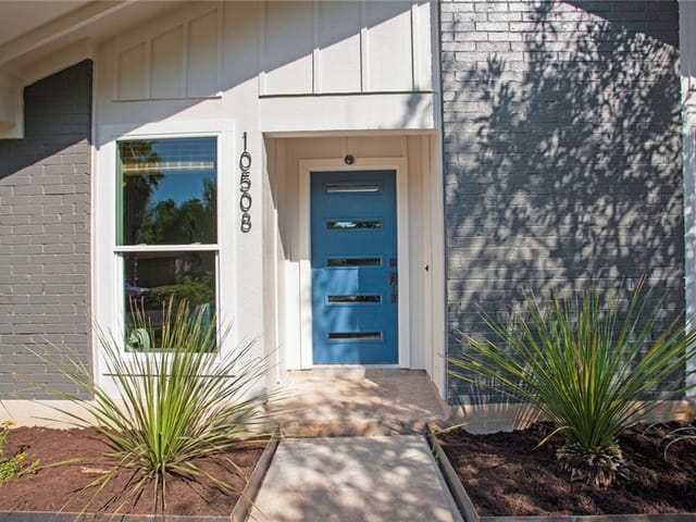 10508 Berthound Dr