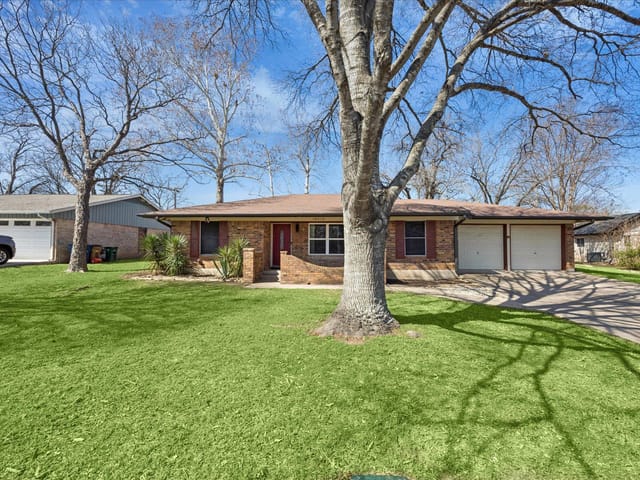 10512 Walnut Bend DR