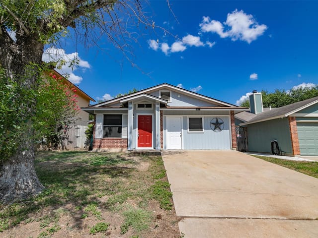 10517 ARCHDALE DR