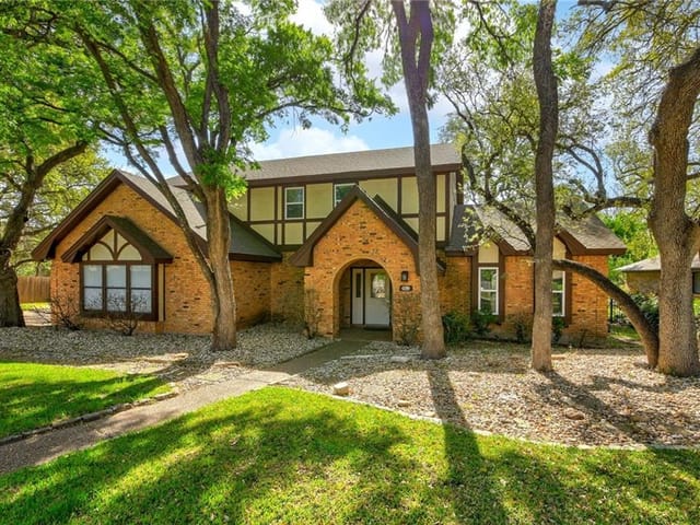 10522 Weller Dr