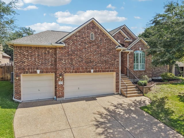 10525 Roy Butler Dr