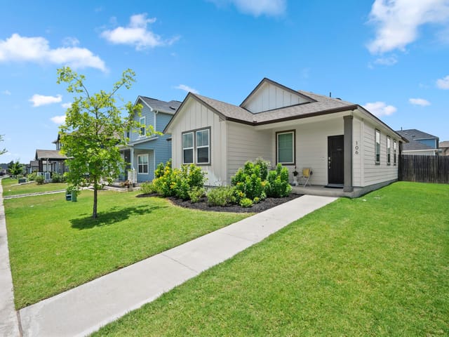 106 Doc Johns DR