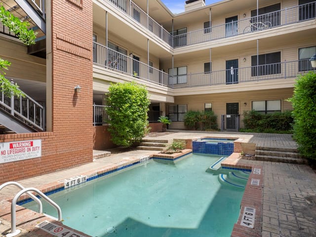 106 E 30th ST Unit #303
