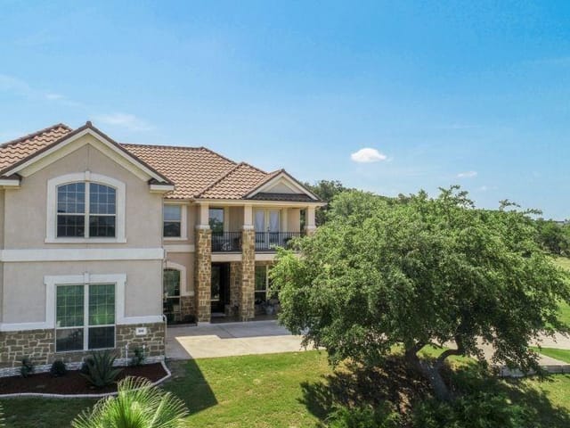 106 Kaden Way