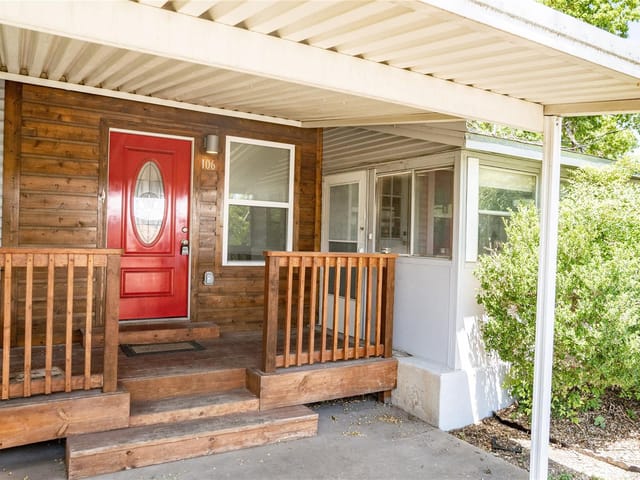 106 W Hoopes Ave