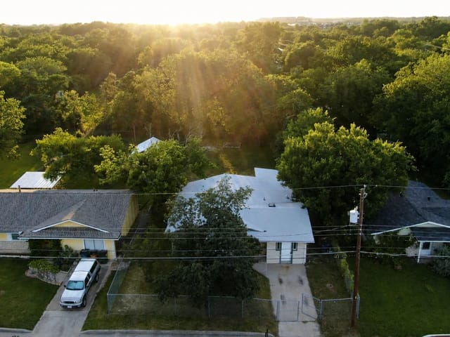 1060 Gardner