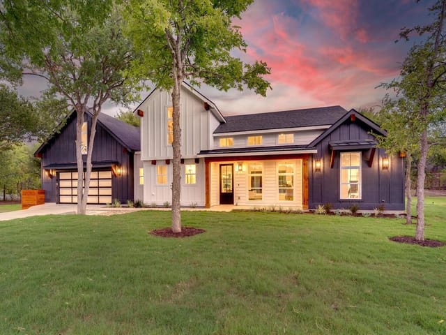 10601 Oak Valley Ct
