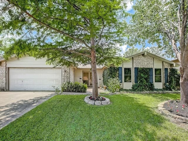 10601 Settlers Trl