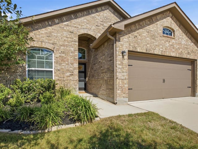 1061 Blue Oak BLVD