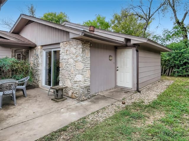 10614 GOLDEN QUAIL Dr