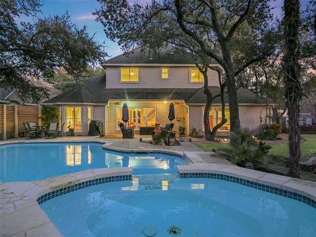 10619 Indigo Broom LOOP