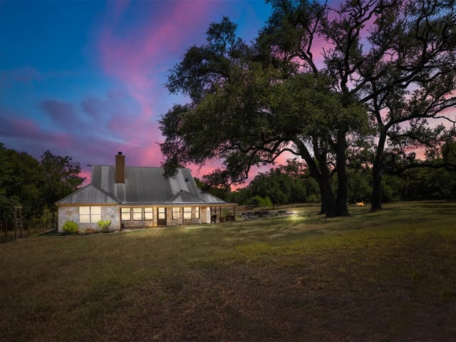 10621 Fm 150 W