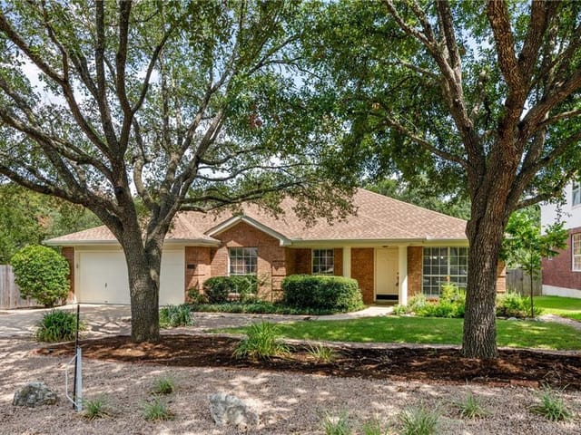 10621 Pinkney Ln