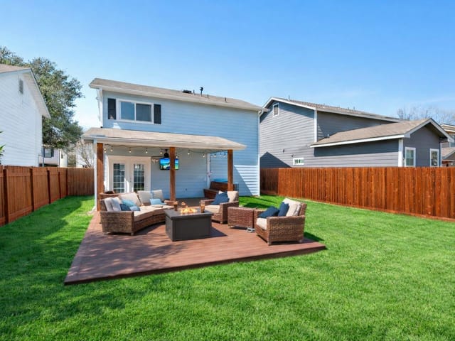 10635 Marshitahs WAY