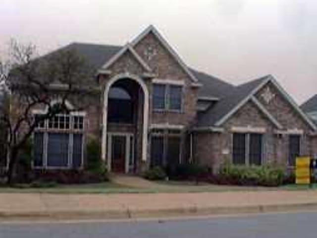 10636 INDIGO BROOM