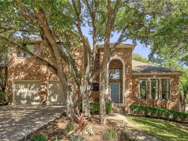 10646 Floral Park Dr