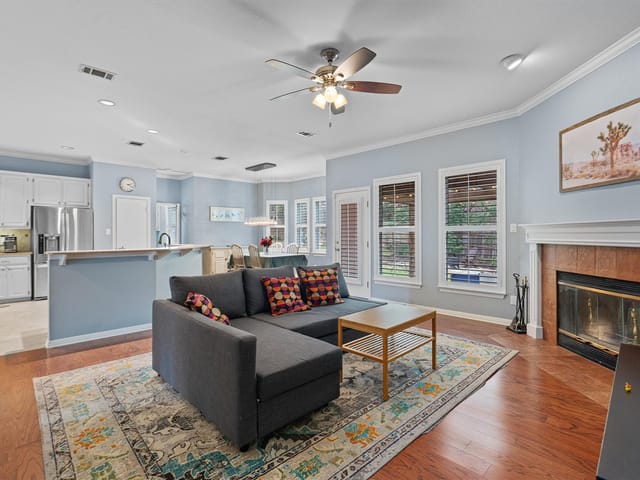 10648 Floral Park DR