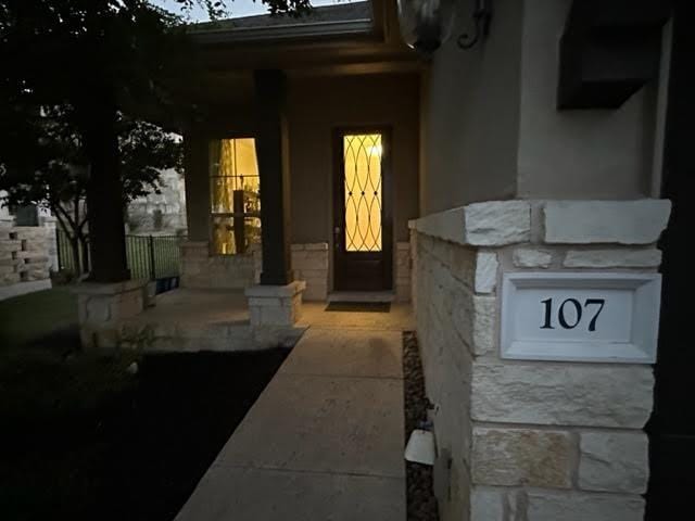 107 Beneteau Dr